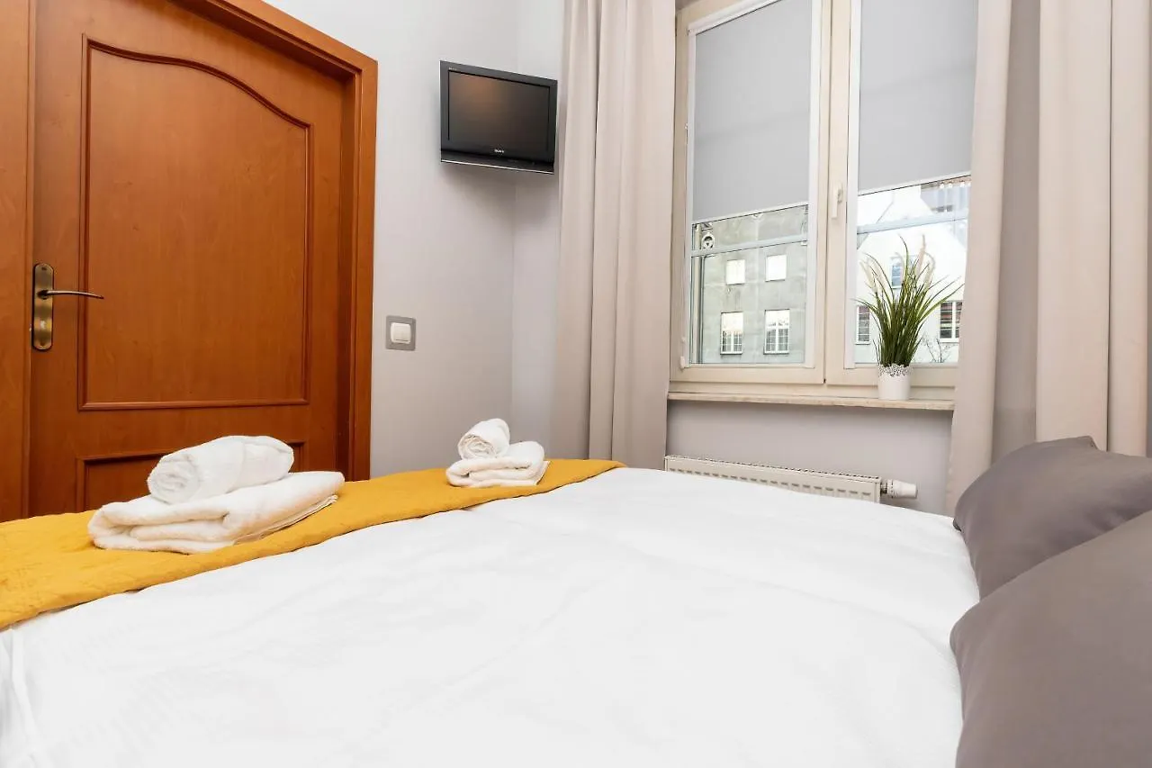 Apartments Old Town Ogarna 107 By Noclegi Renters Gdańsk Polska